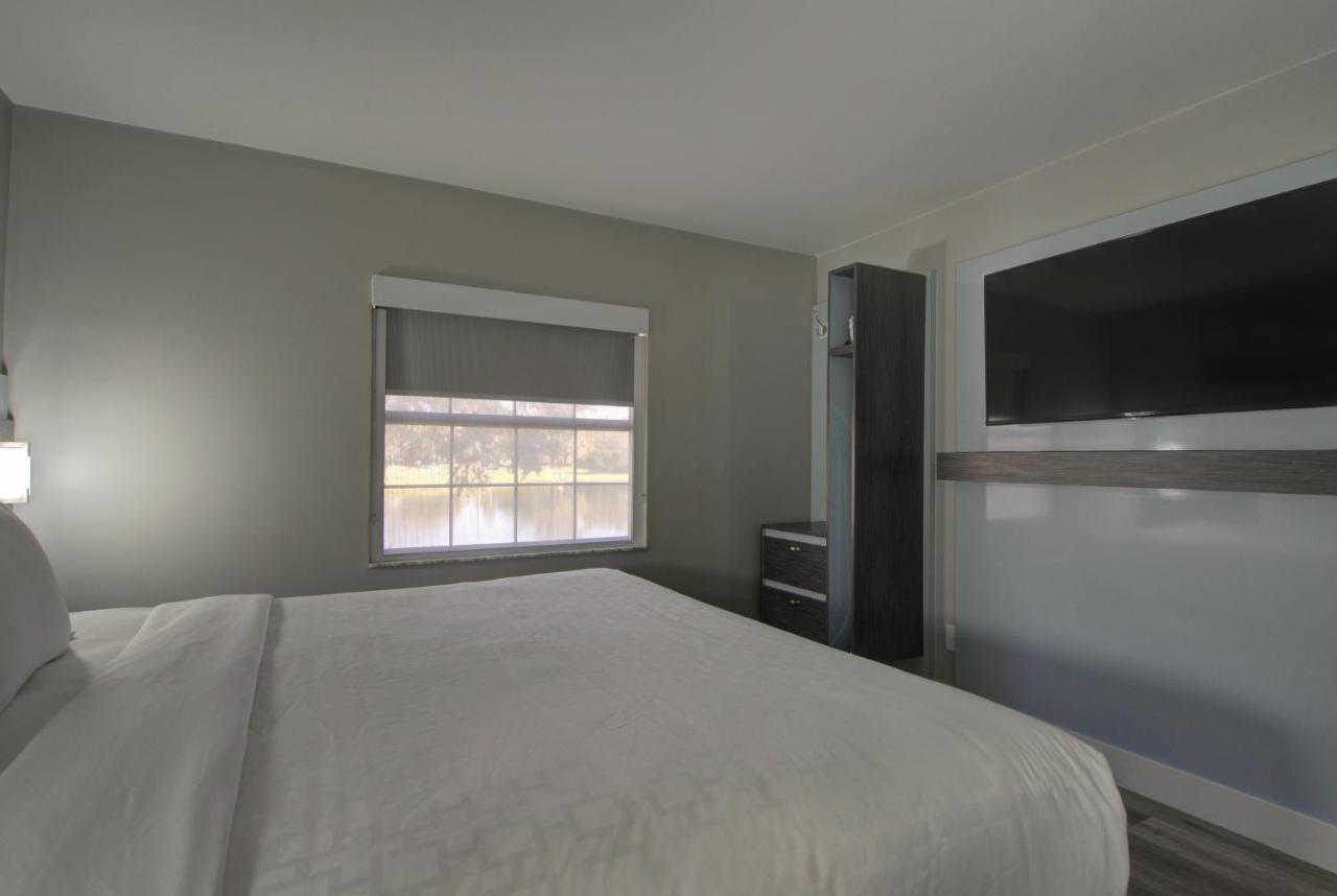 Clarion Pointe Tampa-Brandon Near Fairgrounds And Casino Hotel Mango Eksteriør billede